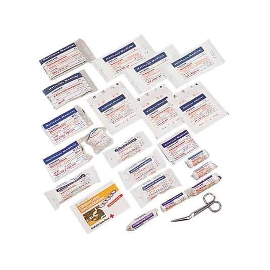 Sur une surface blanche est étalée une collection d'articles de premiers secours de Holthaus Medical GmbH & Co. KG, qui convient parfaitement comme assortiment de recharge pour les trousses de premiers secours pour véhicules. L'assortiment de recharge Holthaus Medical Véhicules DIN 13164 | Pack (41 pièces) comprend des pansements de différentes tailles, des compresses de gaze stériles, du ruban adhésif, des lingettes antiseptiques, des ciseaux et un guide de premiers secours selon la norme DIN 13164.