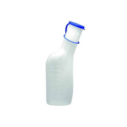 De urinaal voor mannen van Meditrade GmbH is een doorzichtige kunststof fles met blauwe dop en ergonomische draaggreep. Hij heeft een inhoud van 1000 ml, meetmarkeringen aan één kant en biedt eenvoudig gebruiksgemak. De urinaalhouder is apart verkrijgbaar.