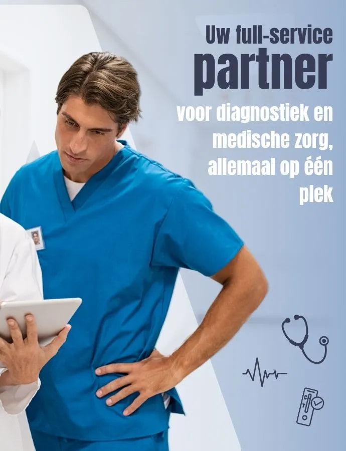 Drie zorgprofessionals staan samen en kijken naar een tablet, terwijl rechts een advertentiegebied met medische symbolen wordt weergegeven.