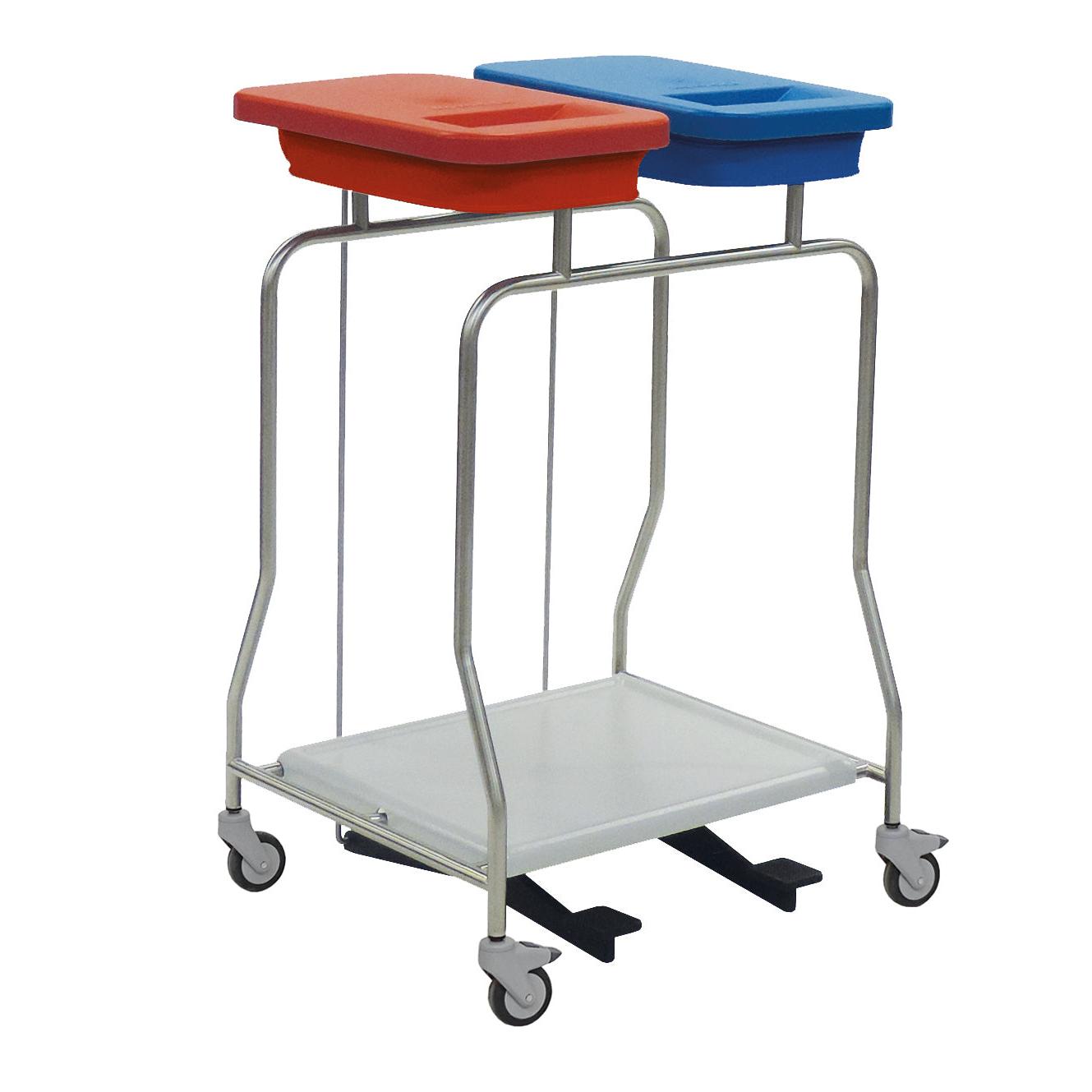 Der Novocal Edelstahl-Abfallsammler "Kompakt" Zweifachsammler ist ein Edelstahlwagen mit Rädern, zwei Deckelbehältern - rot und blau - für die Mülltrennung auf der Oberseite und einer flachen unteren Ablage.