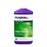 L'engrais naturel pour plantes Plagron Alga Bloom de Bertels B.V. est conditionné dans un flacon violet muni d'une étiquette verte et blanche comportant du texte et des illustrations. Portant la mention « 100 % naturel », il constitue un mélange de base idéal pour la fertilisation pendant la phase de floraison.