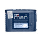 Un paquet bleu de protections Seni Man Normal pour hommes de TZMO Deutschland GmbH contient 15 protections avec une capacité d'absorption de 2,5 sur 6 gouttes - pour discrétion et sécurité.