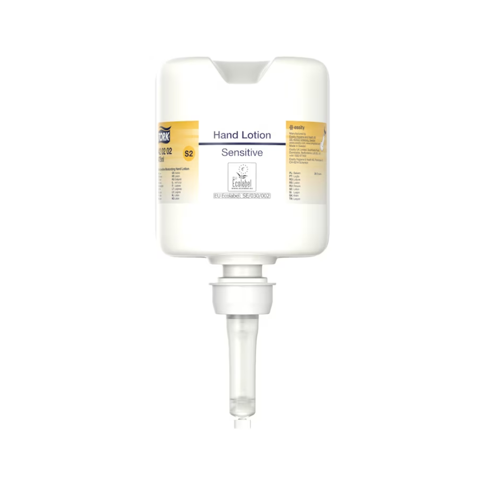 Een Tork 420202 handlotionsdispenser in wit met een doorzichtige tuit en de tekst 'Sensitive vochtinbrengende handdesinfectie' in kleine letters biedt een minimalistisch ontwerp dat zich richt op het afgeven van vochtinbrengende lotion, perfect voor de verzorging van gevoelige huid.