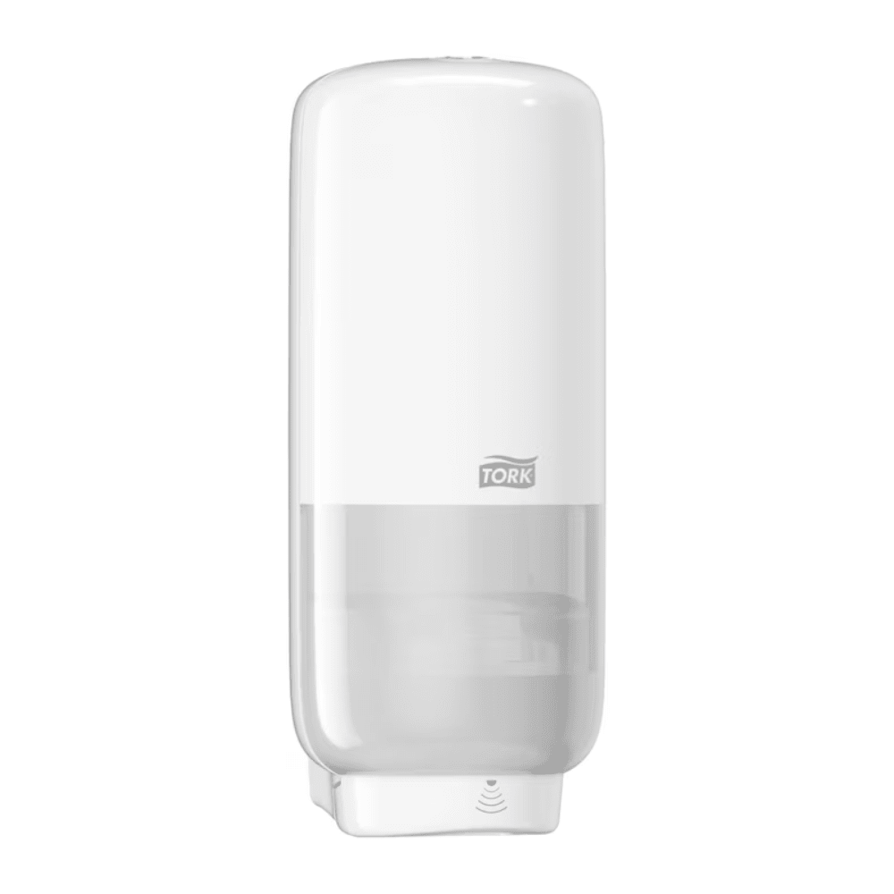 De Tork 561600 huidverzorgingsdispenser met Intuition Sensor Elevation S4 is een witte, wandgemonteerde handdesinfectiemiddeldispenser met een transparant gedeelte voor het tonen van het desinfectiemiddelpeil. Hij beschikt over de geavanceerde Intuition Sensor voor contactloze dosering. De merknaam "TORK" is prominent aan de voorkant aangebracht en garandeert een betrouwbare handhaving van de hygiëne. Gepresenteerd door Essity Professional Hygiene Germany GmbH.