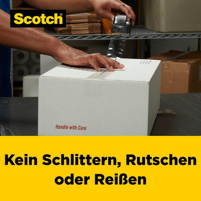 Une personne ferme une boîte avec l'inscription "Handle with Care" avec du ruban d'emballage Scotch® Box Lock™ (48 mm x 20,3 m) de 3M Deutschland GmbH ; l'image montre le logo Scotch et le texte allemand : "Pas de glissement, de glissage ou de déchirure.