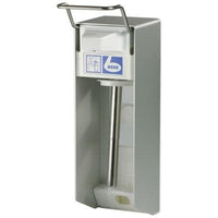 De Dr. Becher Wanddispenser met aluminium behuizing van de Dr. Becher De GmbH is voorzien van een hygiënisch doseersysteem en heeft een elegant ontwerp voor wandmontage met een zilveren hendel. Het apparaat heeft een wit kunststof frontpaneel met etiket en een robuuste metalen spuitmond voor de zeepafgifte.
